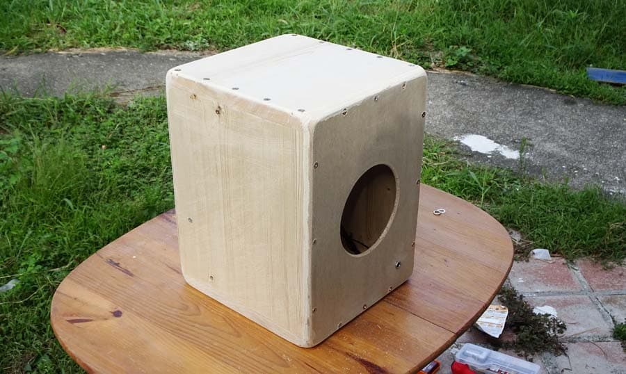 手作りカホン塗装前の状態