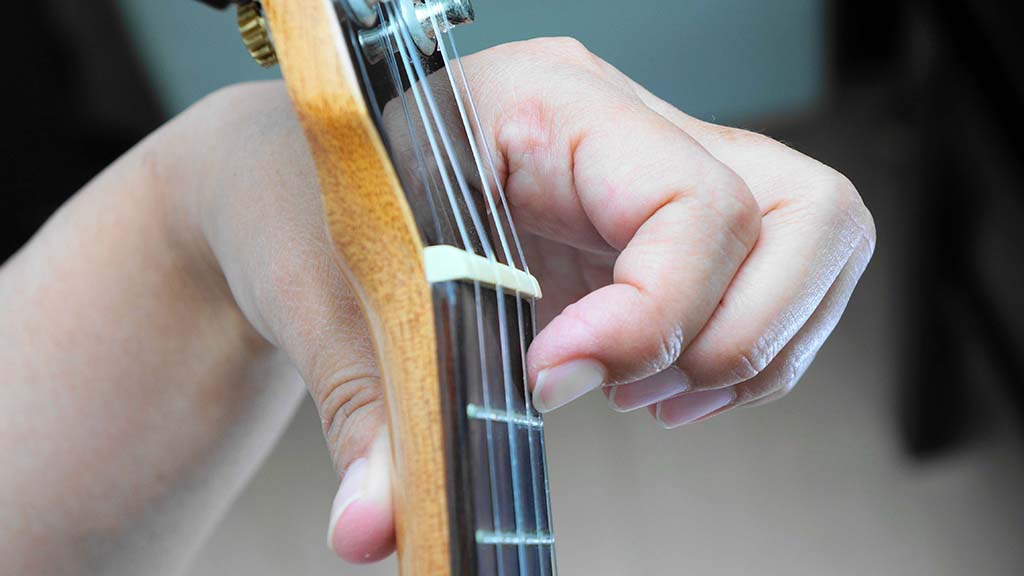 play-c-to-c-on-ukulele-fingerboard-7-1